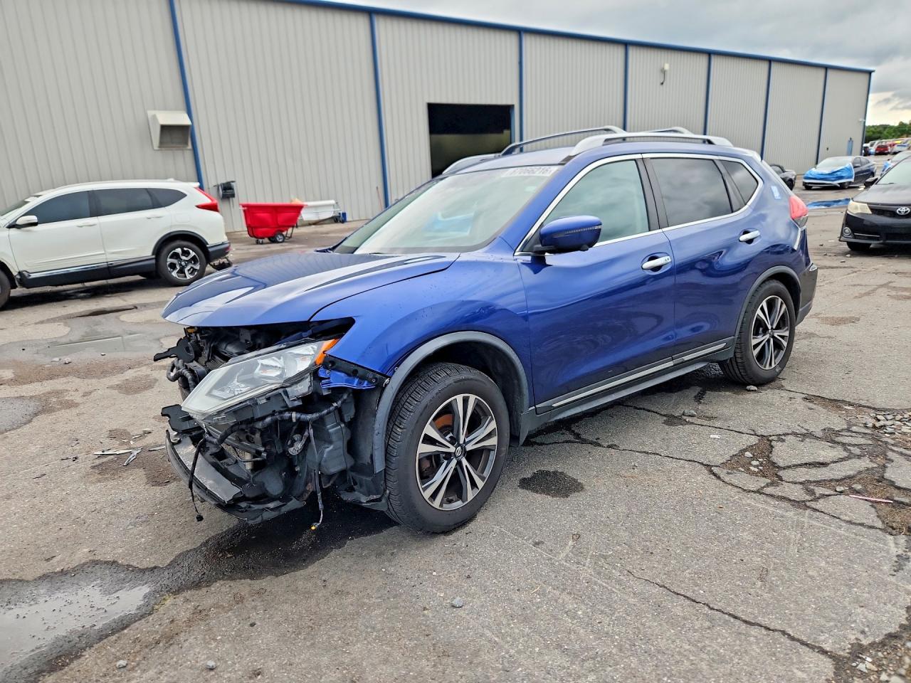 2017 NISSAN ROGUE SL | JN8AT2MT4HW136995 | UPCARS