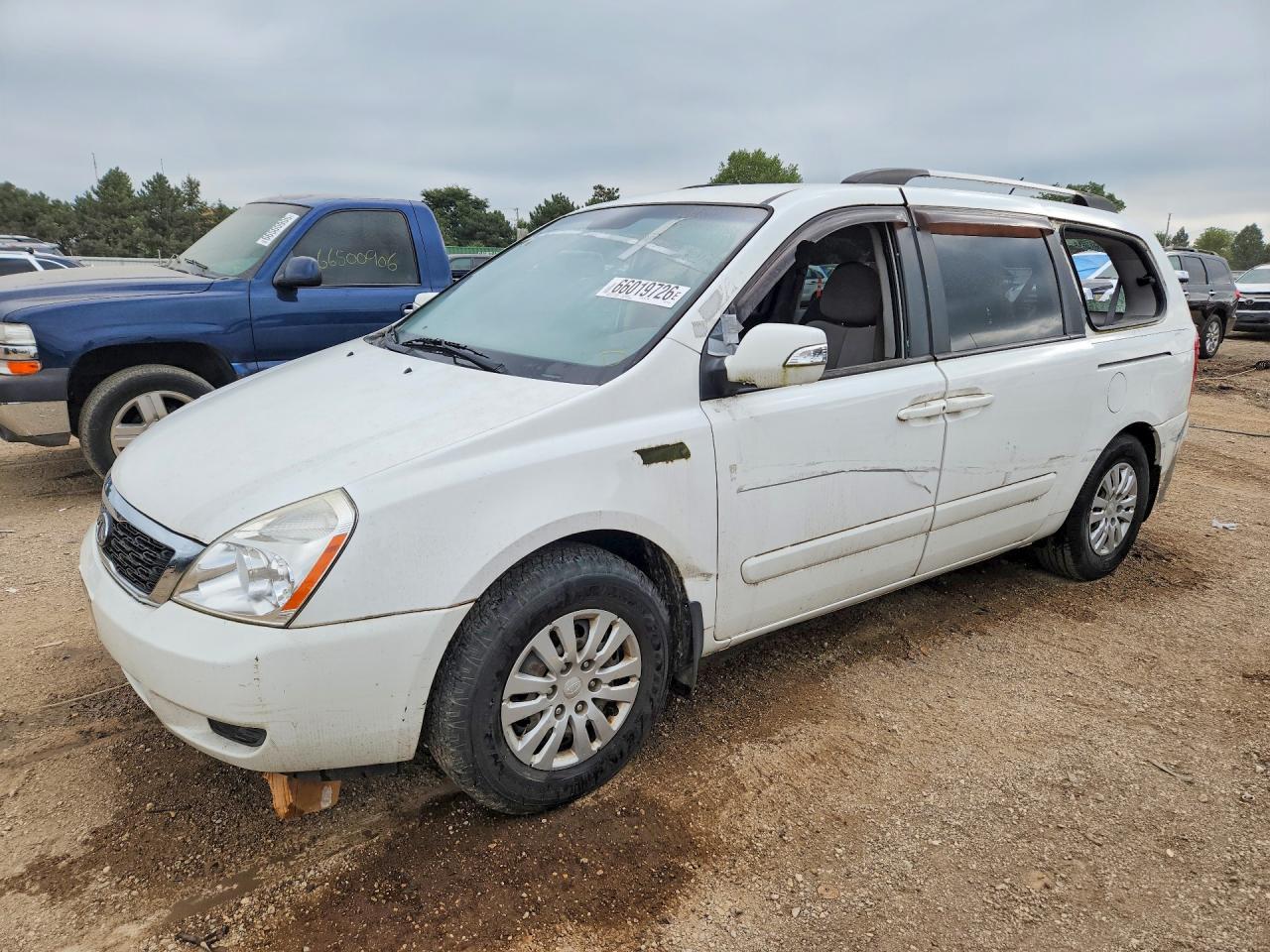 2011 KIA SEDONA LX | KNDMG4C77B6365854 | UPCARS
