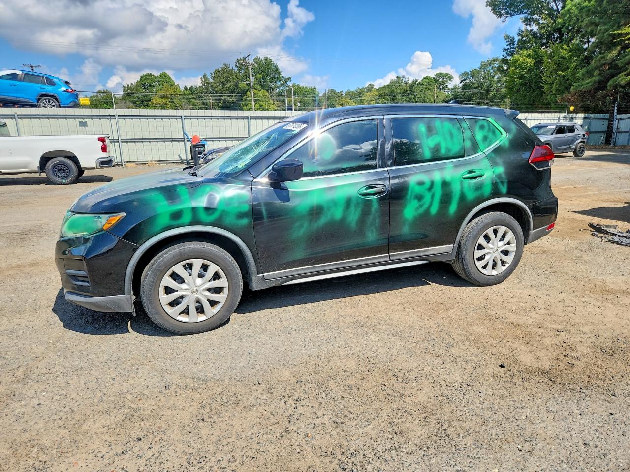 2018 NISSAN ROGUE S | KNMAT2MT8JP555802 | UPCARS