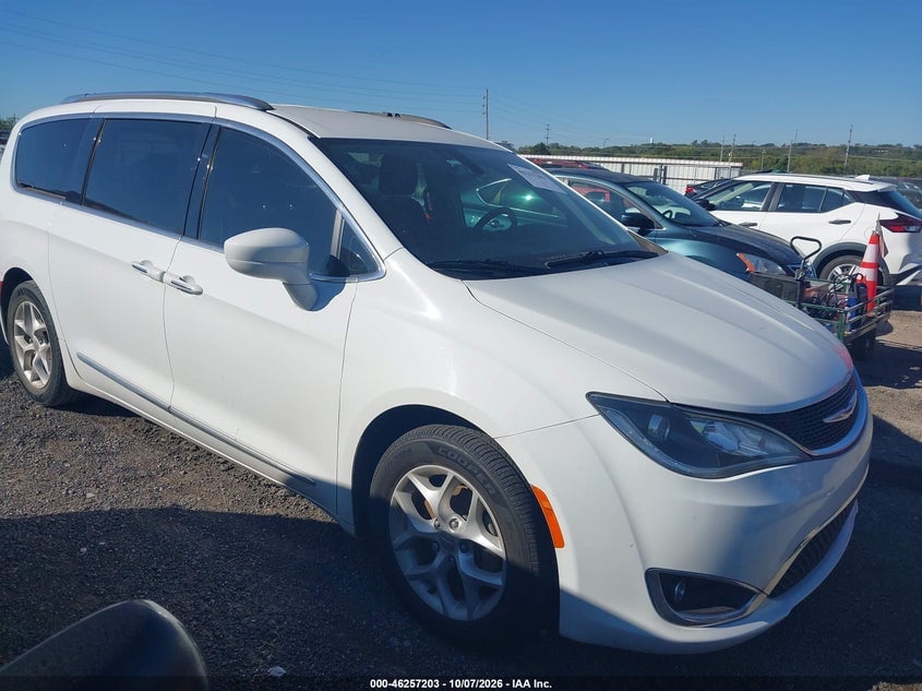 2018 CHRYSLER PACIFICA TOURING L | 2C4RC1BG5JR234706 | UPCARS