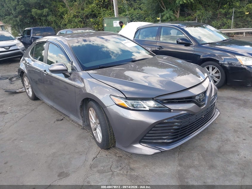 2018 TOYOTA CAMRY LE | 4T1B11HK1JU531943 | UPCARS