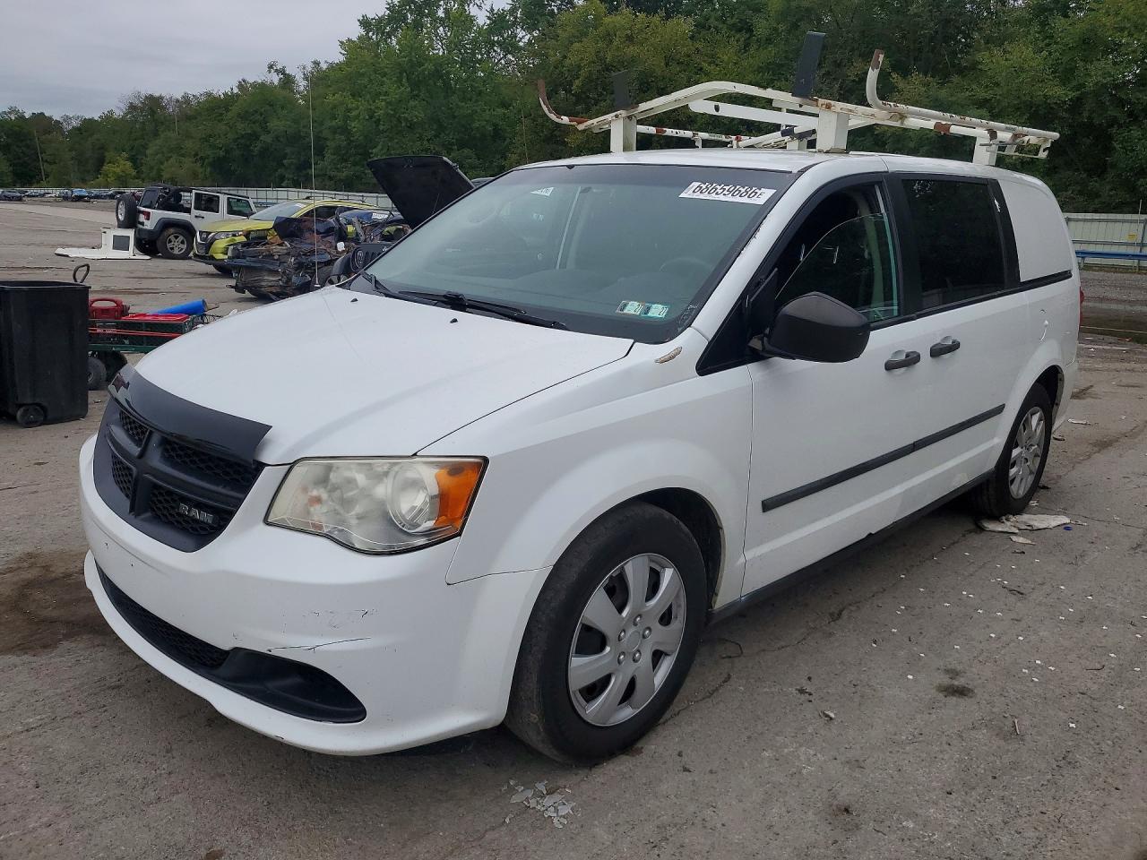 2014 RAM TRADESMAN | 2C4JRGAG8ER375047 | UPCARS