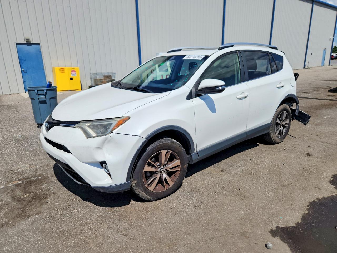 2016 TOYOTA RAV4 XLE | JTMWFREV5GJ068557 | UPCARS