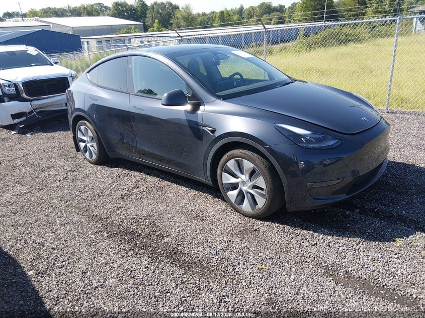 2024 TESLA MODEL Y LONG RANGE DUAL MOTOR ALL-WHEEL DRIVE | 7SAYGDEE7RA270433 | UPCARS