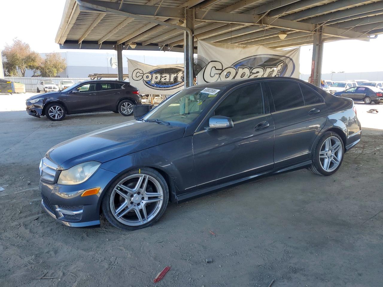 2013 MERCEDES-BENZ C-CLASS 250 | WDDGF4HB7DA820544 | UPCARS