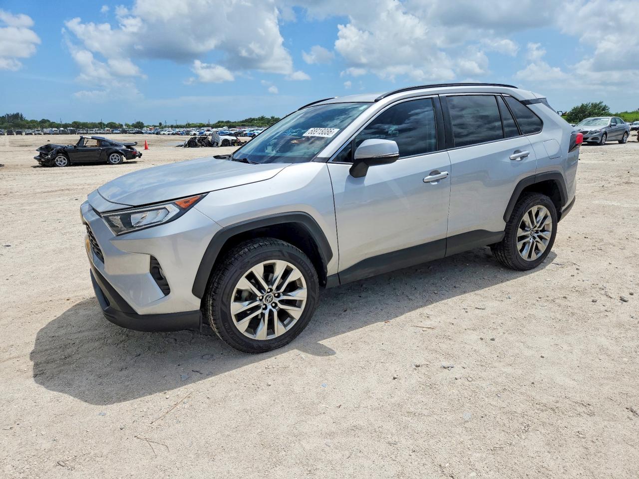 2019 TOYOTA RAV4 XLE PREMIUM | 2T3C1RFV2KW042122 | UPCARS