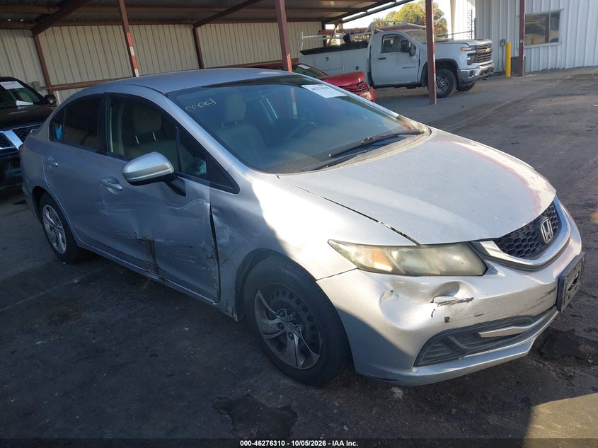 2015 HONDA CIVIC LX | 2HGFB2F58FH551138 | UPCARS