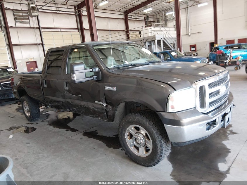 2005 FORD F-350 LARIAT/XL/XLT | 1FTWW31P25EB99620 | UPCARS