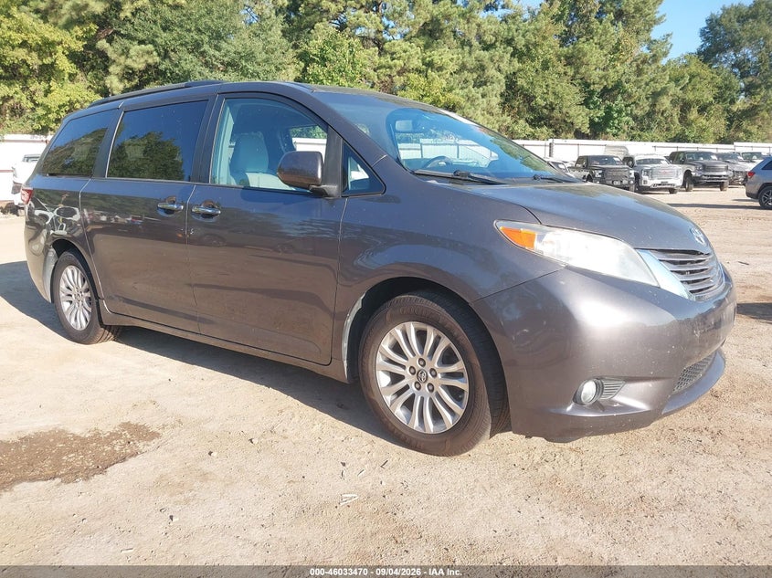 2015 TOYOTA SIENNA XLE 8 PASSENGER | 5TDYK3DC4FS560354 | UPCARS