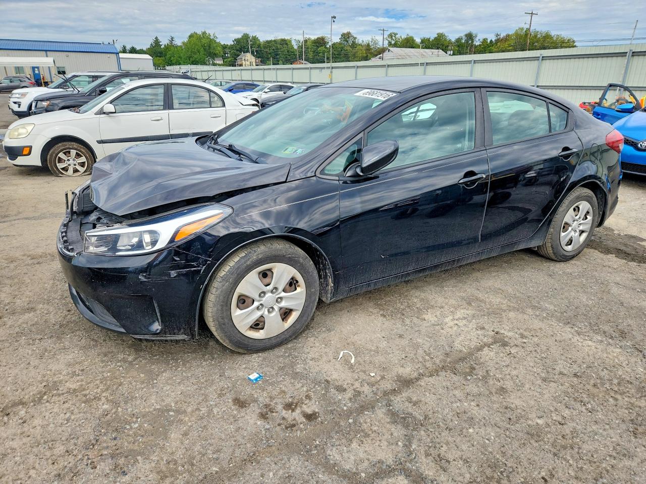 2017 KIA FORTE LX | 3KPFK4A72HE106721 | UPCARS