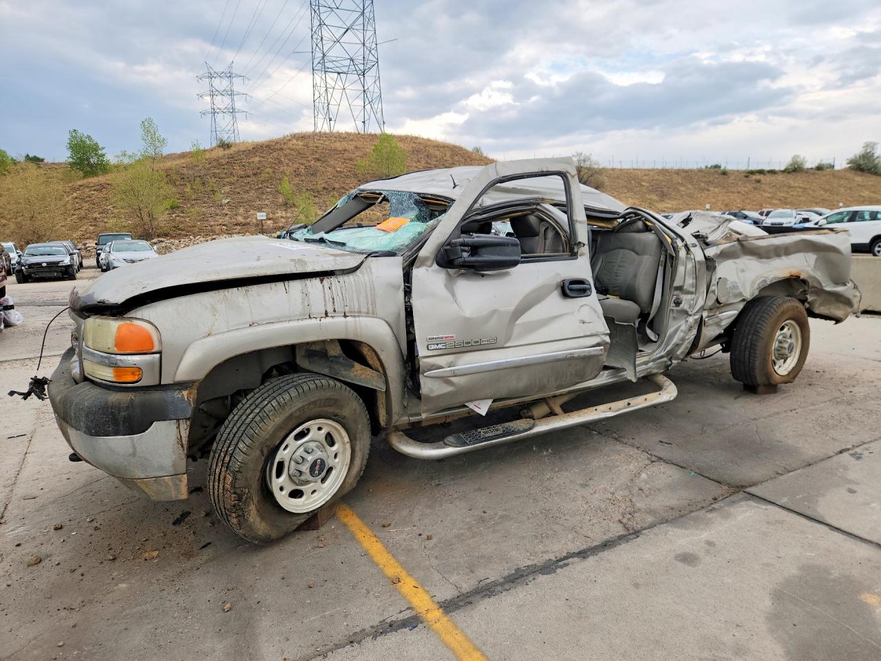 2002 GMC SIERRA K2500 HEAVY DUTY | 1GTHK23102F192081 | UPCARS