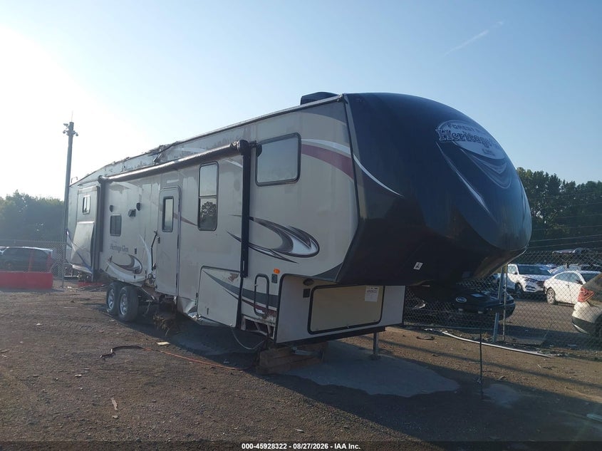 2015 FOREST RIVER WILDWOOD | 4X4FWBM21FU007969 | UPCARS