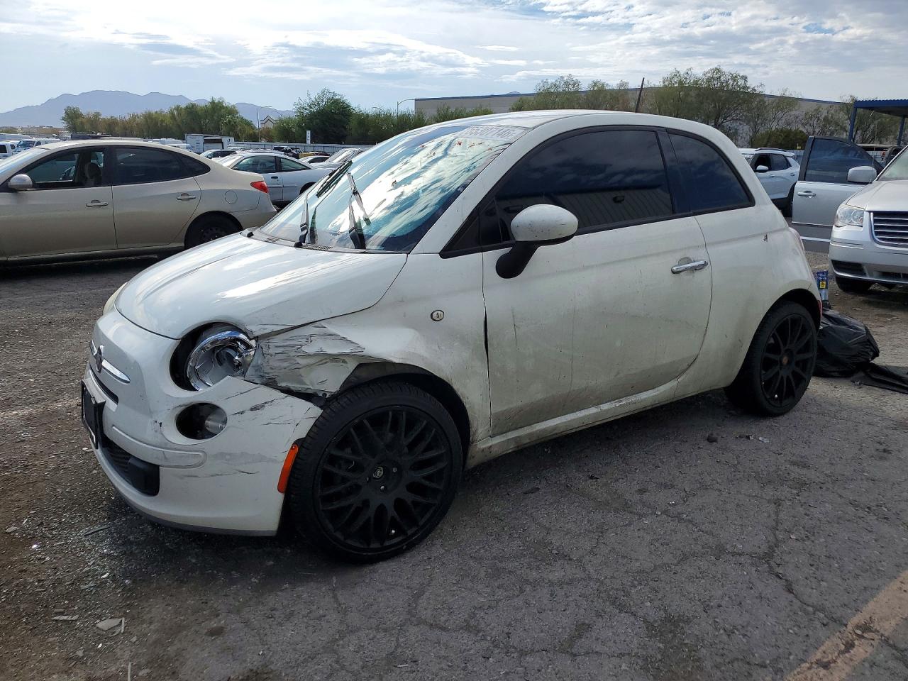 2015 FIAT 500 POP | 3C3CFFAR5FT623836 | UPCARS