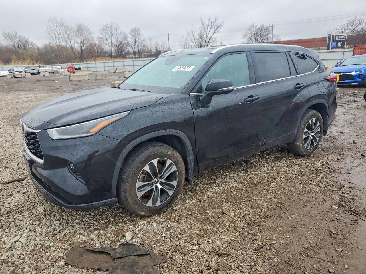 2021 TOYOTA HIGHLANDER XLE | 5TDGZRBH6MS543349 | UPCARS