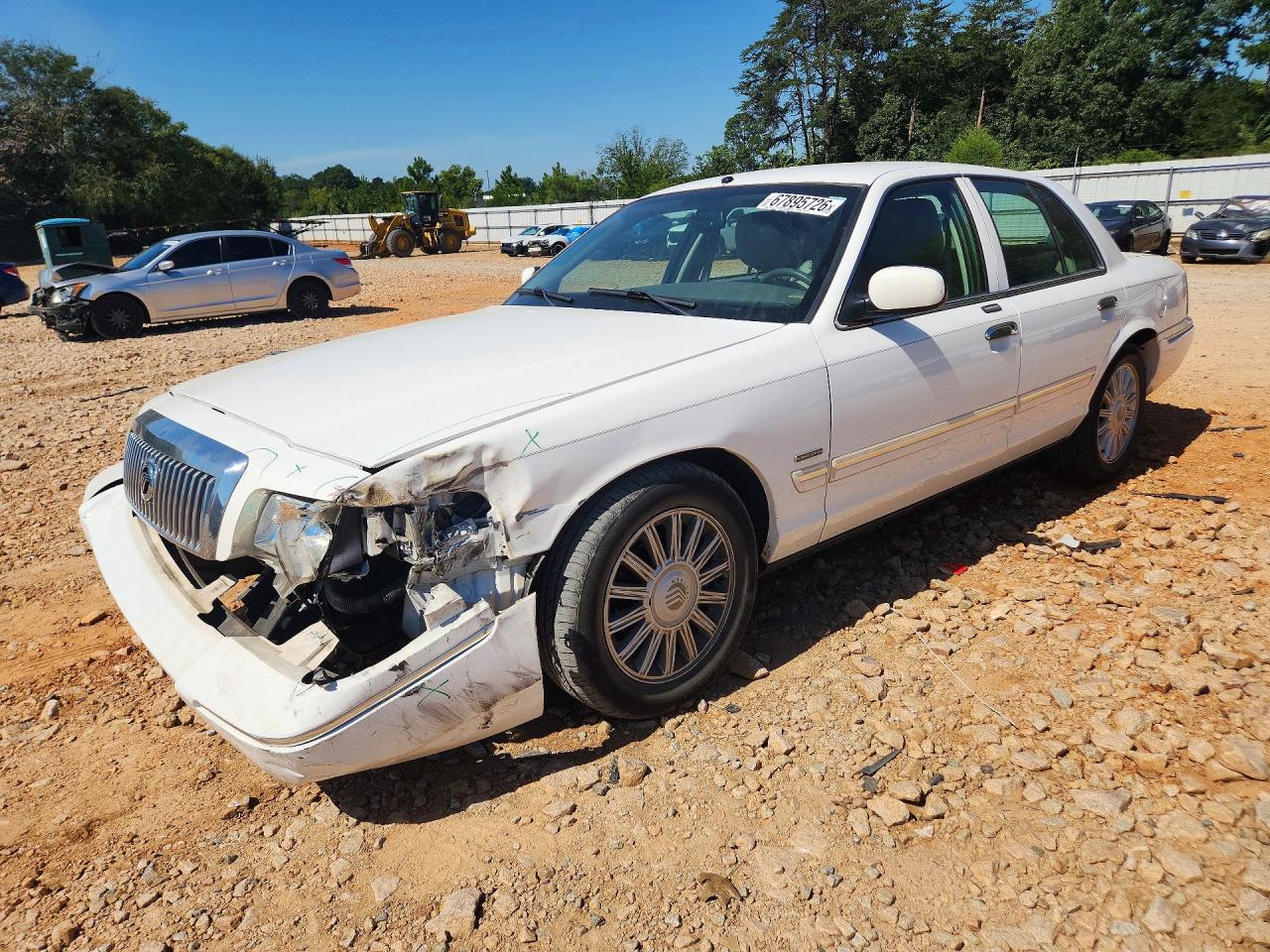2011 MERCURY GRMARQUIS LS | 2MEBM7FV9BX610085 | UPCARS