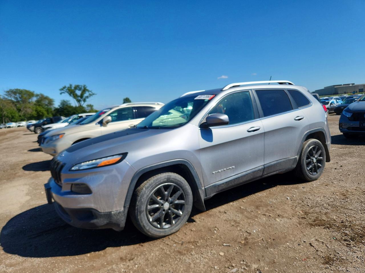 2015 JEEP CHEROKEE LATITUDE | 1C4PJLCS7FW537044 | UPCARS