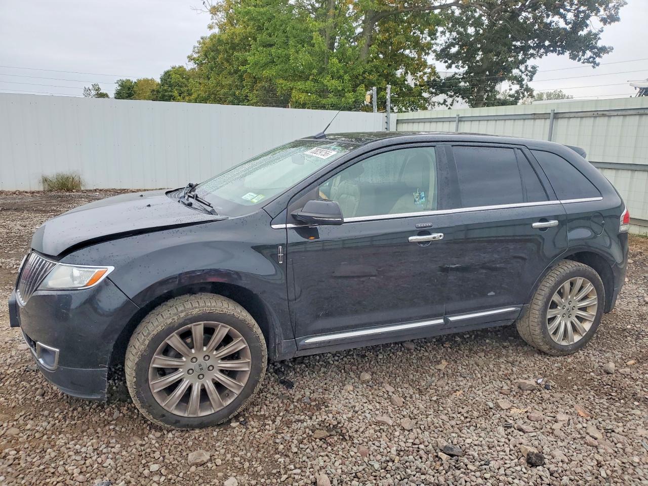 2015 LINCOLN MKX | 2LMDJ8JK0FBL34713 | UPCARS