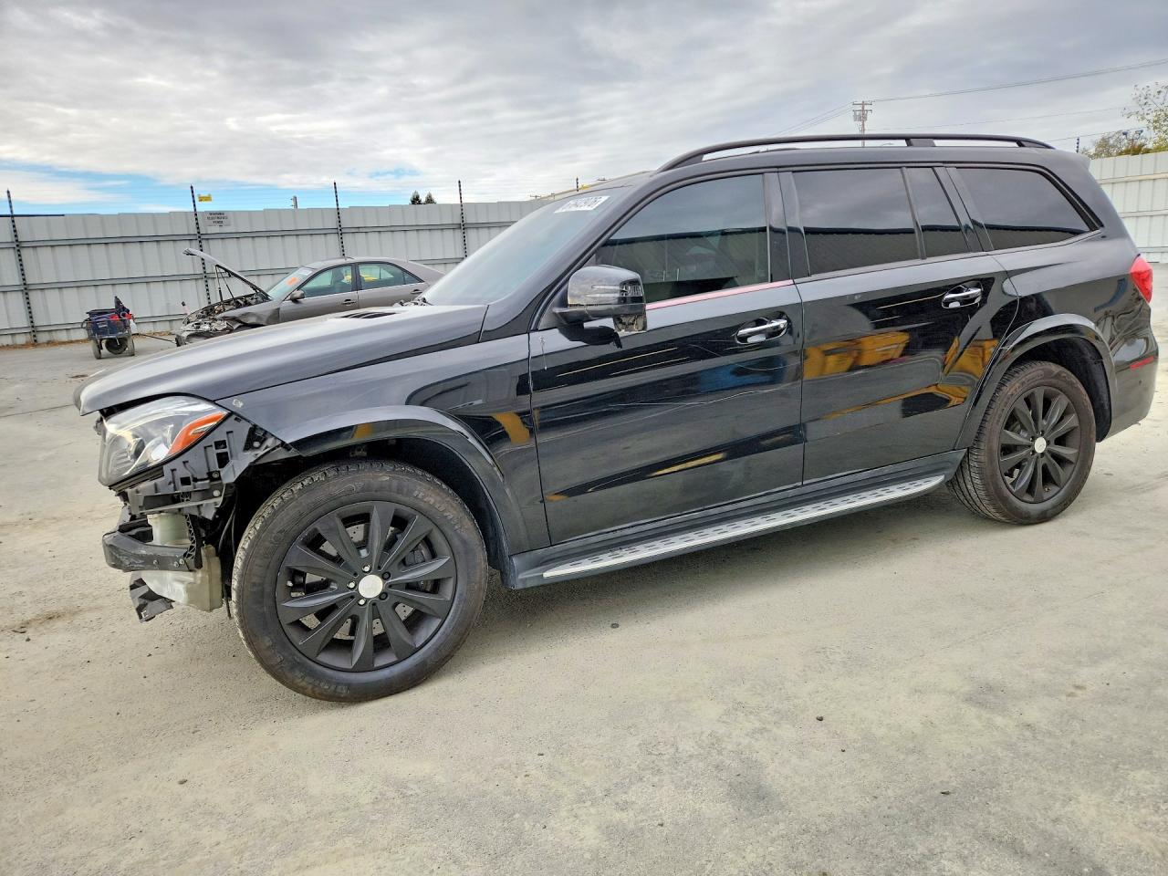 2017 MERCEDES-BENZ GLS-CLASS 550 4MATIC | 4JGDF7DE1HA868251 | UPCARS
