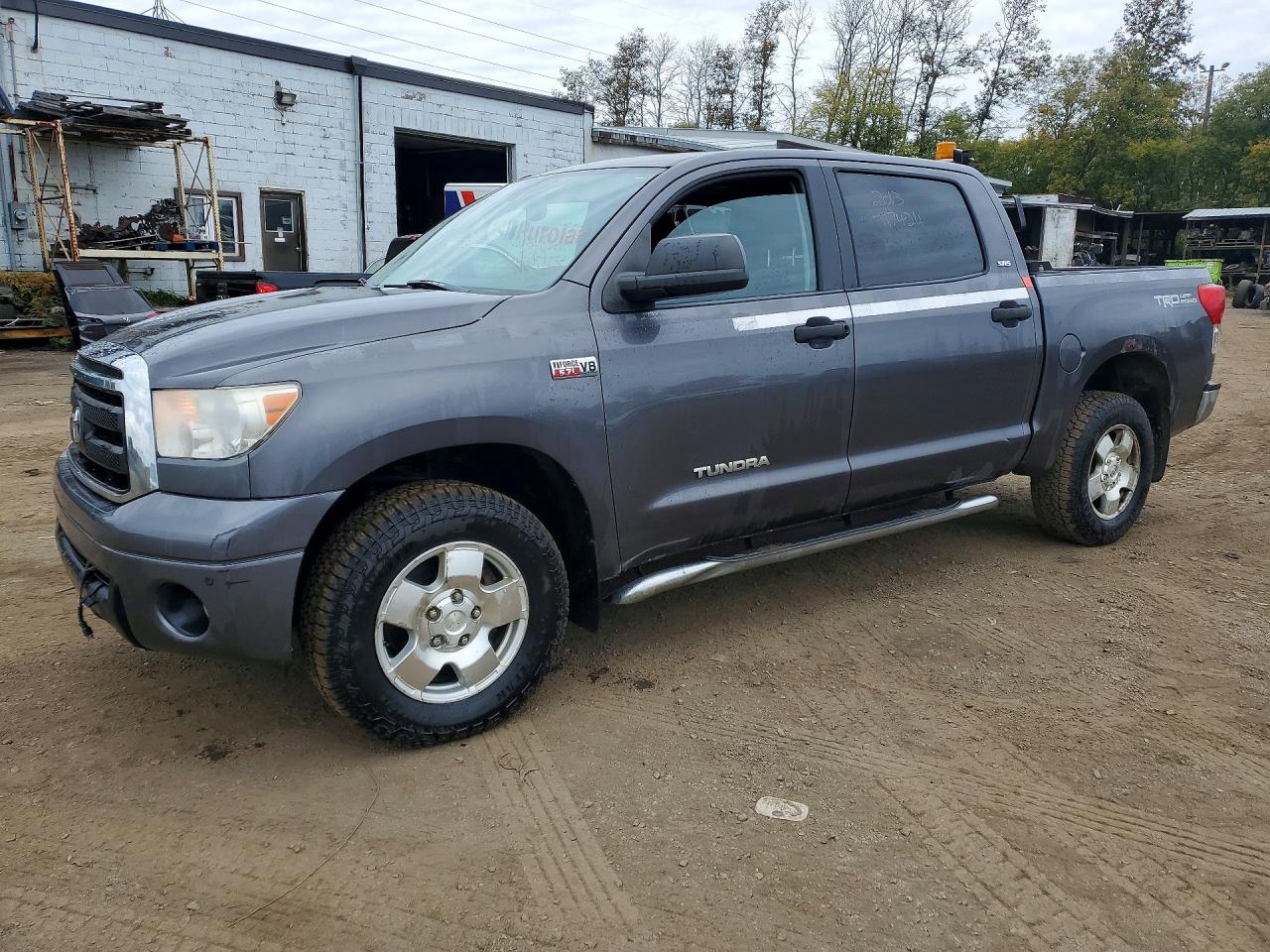 2013 TOYOTA TUNDRA CREWMAX SR5 | 5TFDY5F13DX300913 | UPCARS