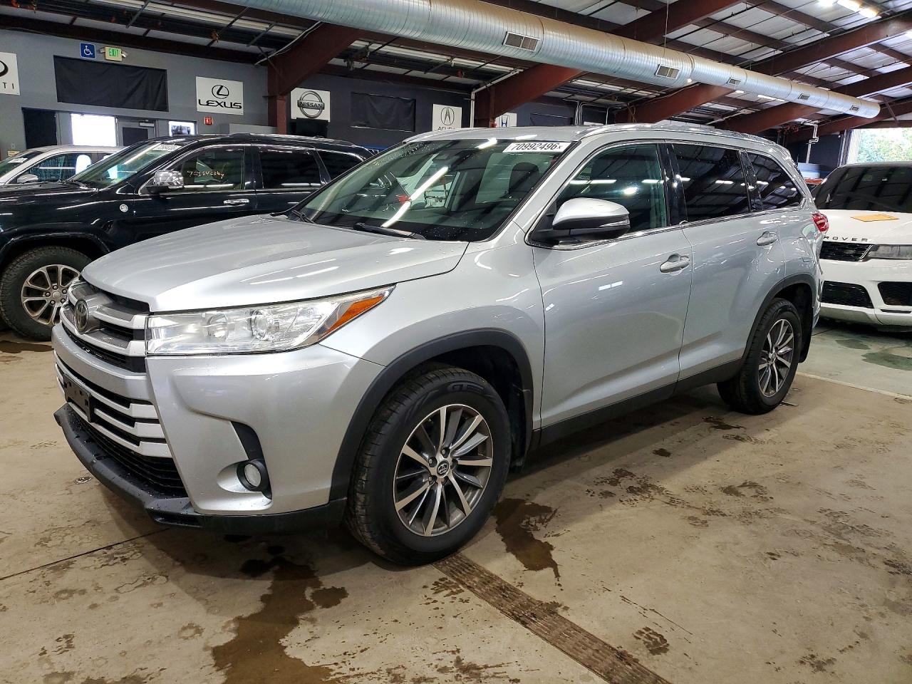 2019 TOYOTA HIGHLANDER XLE | 5TDJZRFH8KS565141 | UPCARS