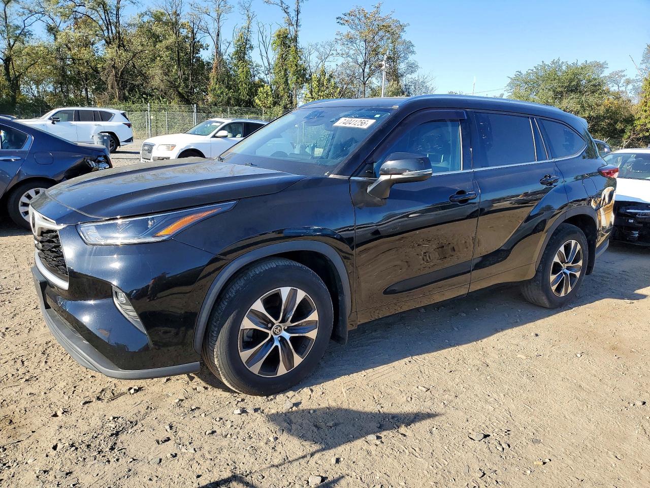2021 TOYOTA HIGHLANDER XLE | 5TDGZRBH9MS547105 | UPCARS