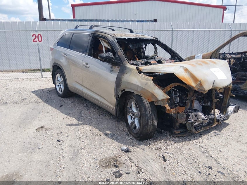 2015 TOYOTA HIGHLANDER LIMITED V6 | 5TDYKRFHXFS119033 | UPCARS