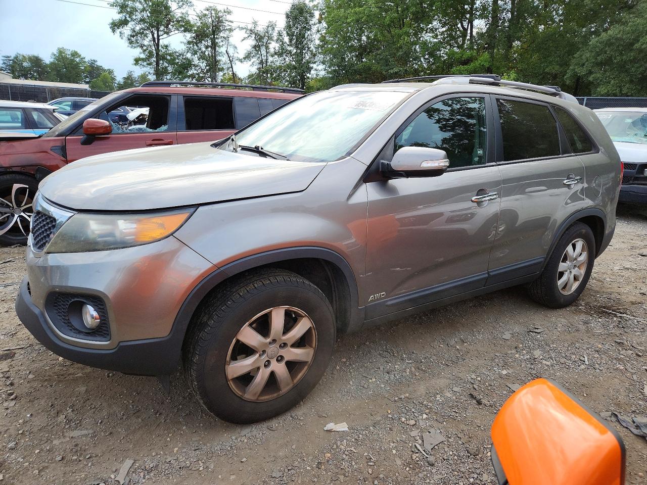 2013 KIA SORENTO LX | 5XYKTCA60DG335599 | UPCARS