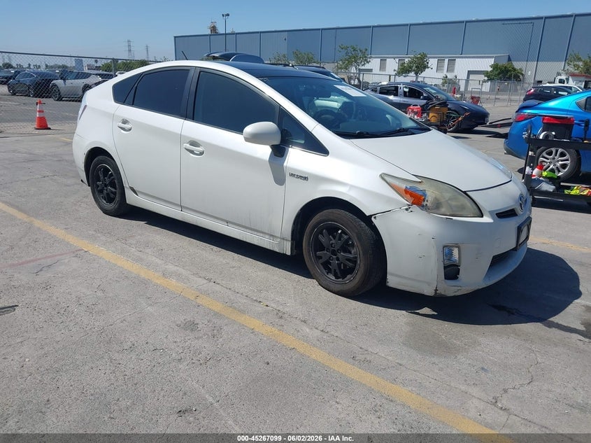 2011 TOYOTA PRIUS THREE | JTDKN3DU0B0281051 | UPCARS