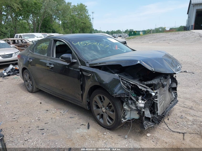 2020 KIA OPTIMA S | 5XXGT4L35LG403042 | UPCARS