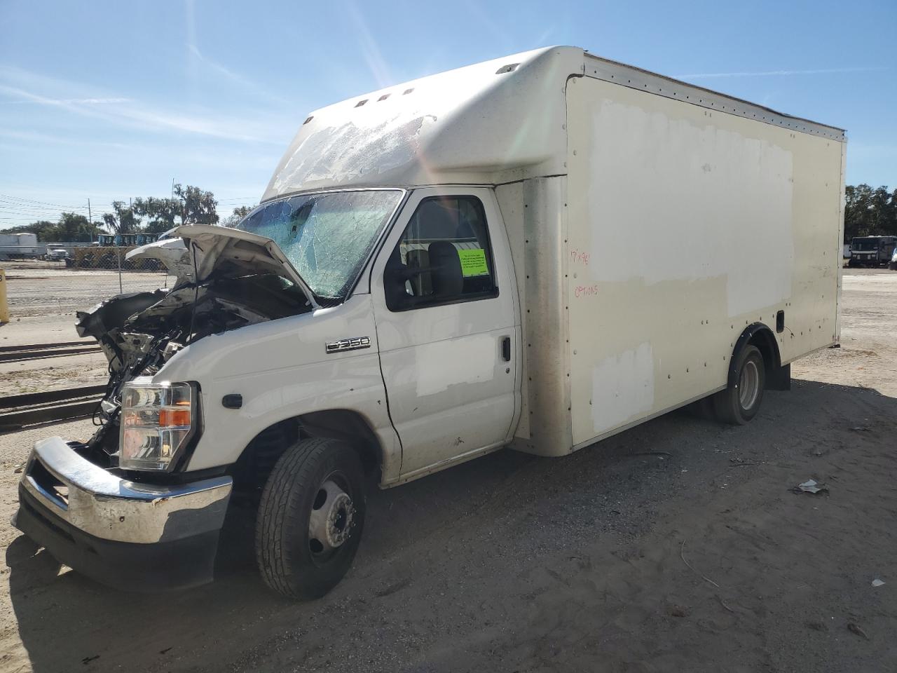 2021 FORD ECONOLIN E350 SUPER DUTY CUTAWAY VAN | 1FDWE3FK0MDC04734 | UPCARS