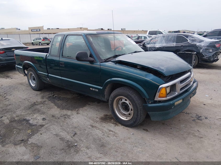 1997 CHEVROLET S-10 LS | 1GCCS19XXVK158452 | UPCARS