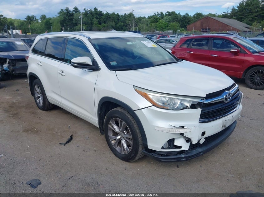 2015 TOYOTA HIGHLANDER XLE V6 | 5TDJKRFH4FS192576 | UPCARS