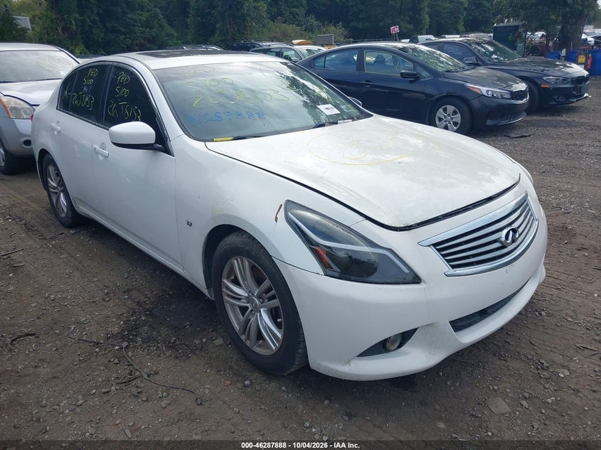 2015 INFINITI Q40 | JN1CV6AP3FM580622 | UPCARS