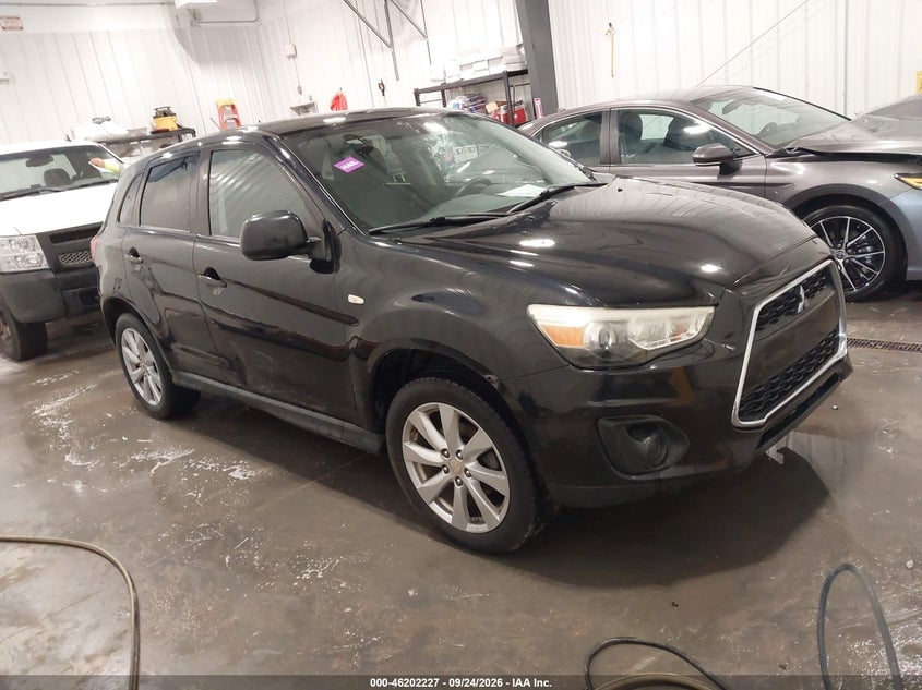 2014 MITSUBISHI OUTLANDER SPORT ES | 4A4AR3AU8EE022098 | UPCARS