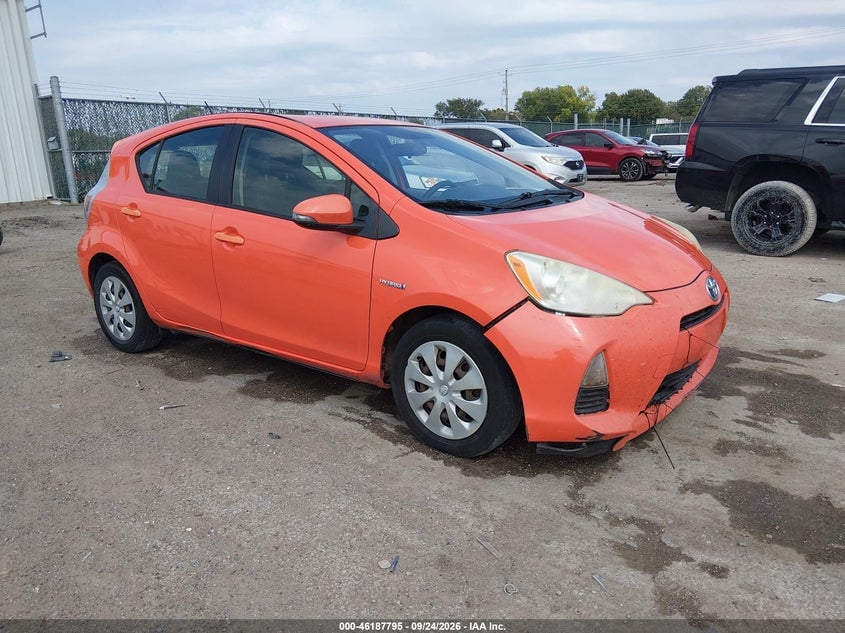 2013 TOYOTA PRIUS C TWO | JTDKDTB39D1054743 | UPCARS