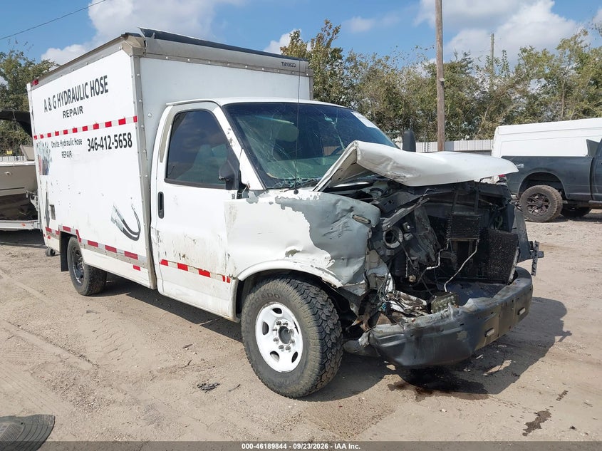 2010 GMC SAVANA CUTAWAY WORK VAN | 1GD1G2AAXA1901578 | UPCARS