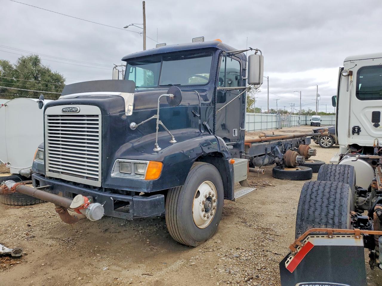1999 FREIGHTLINER ALL OTHER FLD112 | 1FUY3EDB4XLB43105 | UPCARS