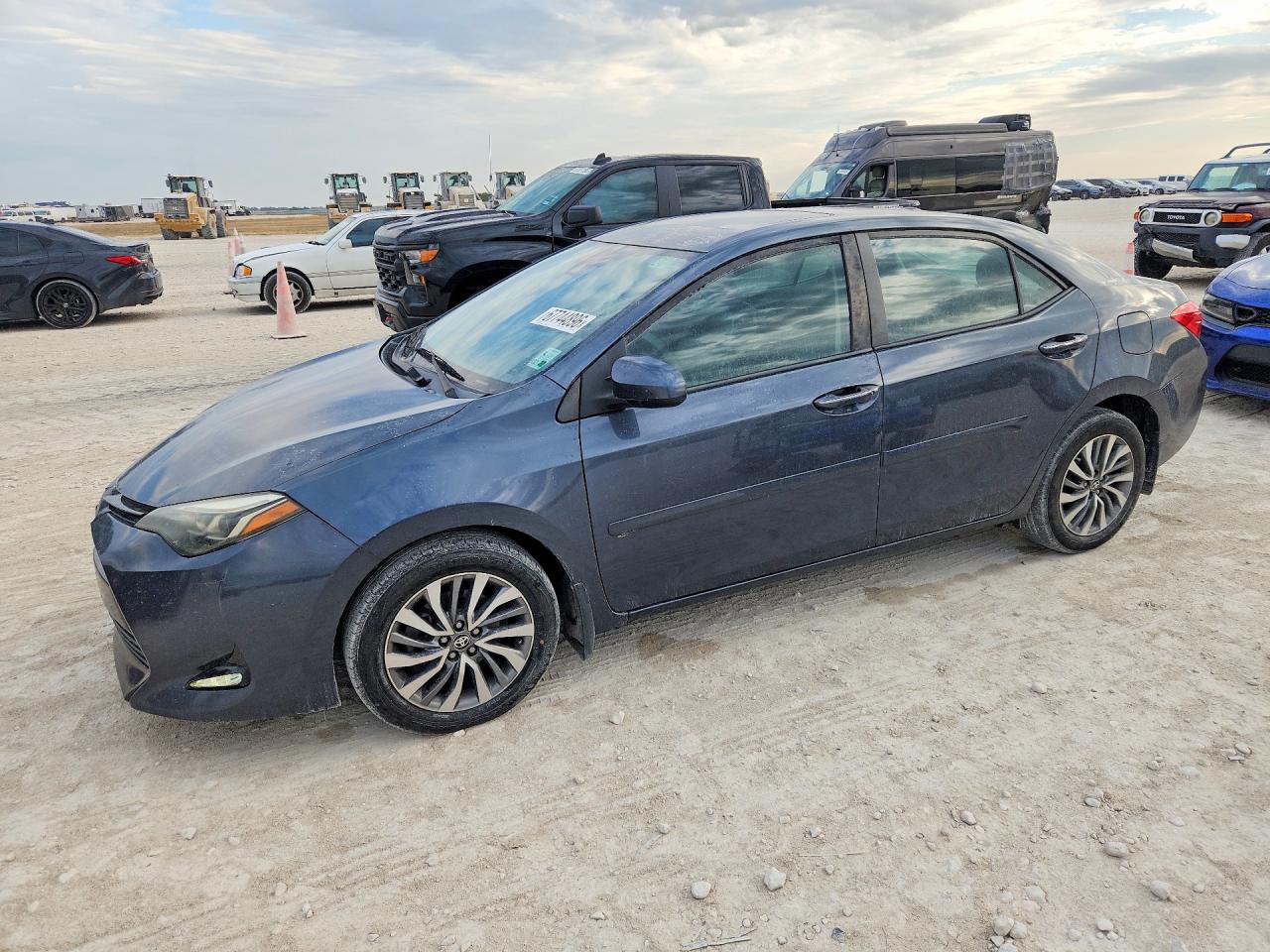 2018 TOYOTA COROLLA XLE | 5YFBURHE6JP777386 | UPCARS