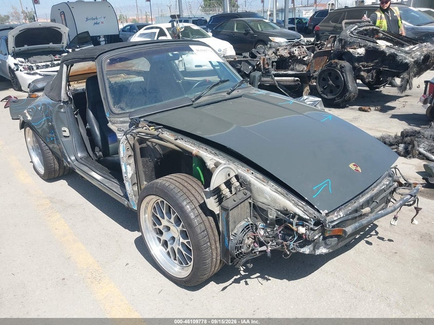 1983 PORSCHE 911 SC | WP0ZZZ91ZDS150175 | UPCARS
