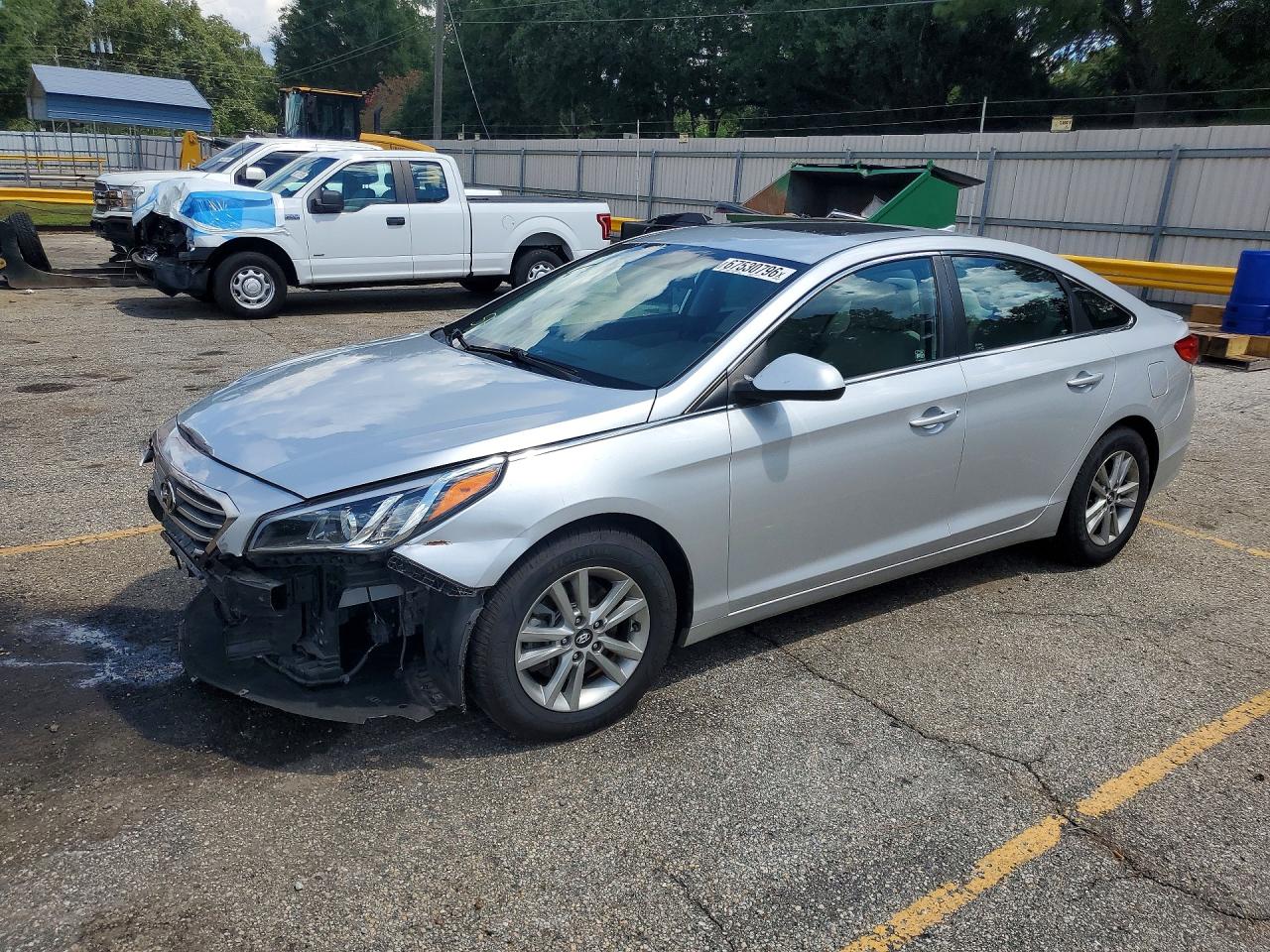 2015 HYUNDAI SONATA SE | 5NPE24AF2FH037122 | UPCARS