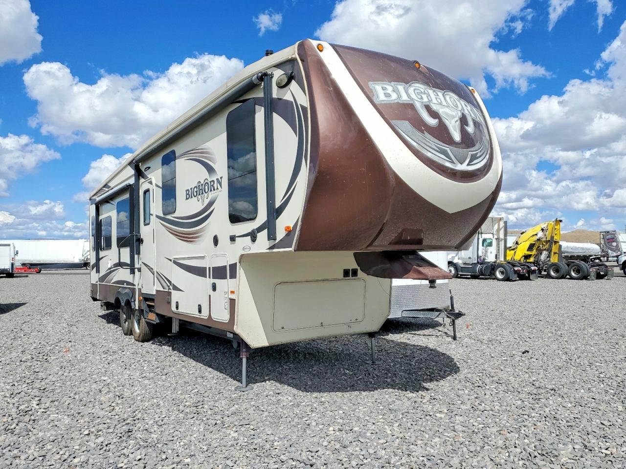 2016 ARO BIGHORN | 5SFBG3527GE306655 | UPCARS