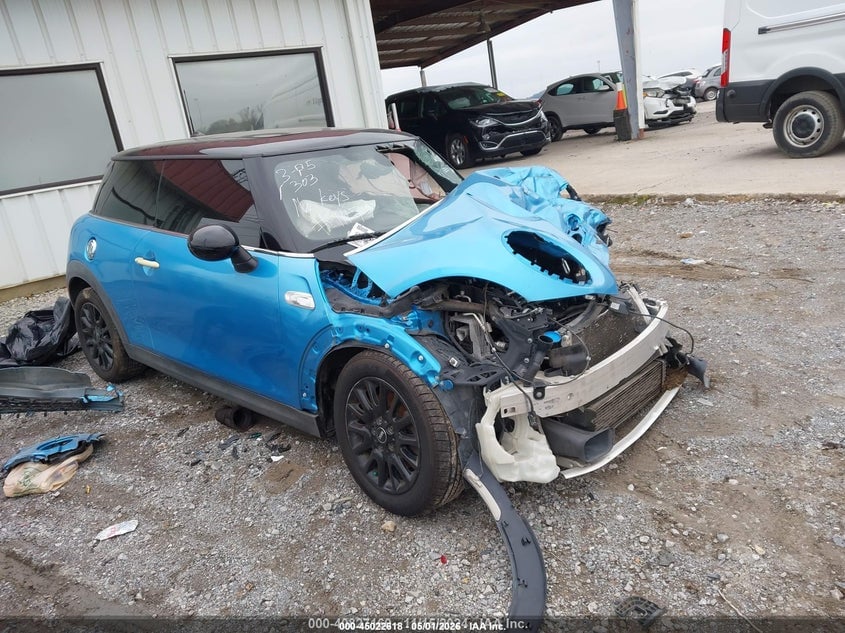 2015 MINI HARDTOP COOPER S | WMWXP7C55F2A41117 | UPCARS