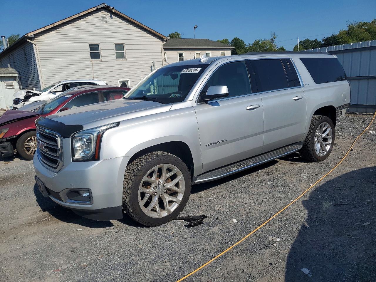 2020 GMC YUKON K1500 SLE | 1GKS2FKC3LR274357 | UPCARS