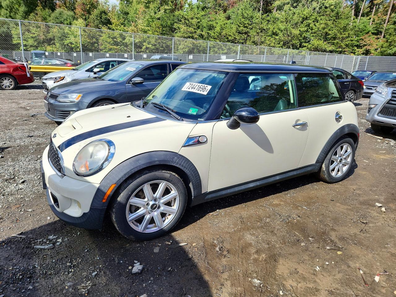 2011 MINI COOPER S | WMWSV3C51BTY14014 | UPCARS