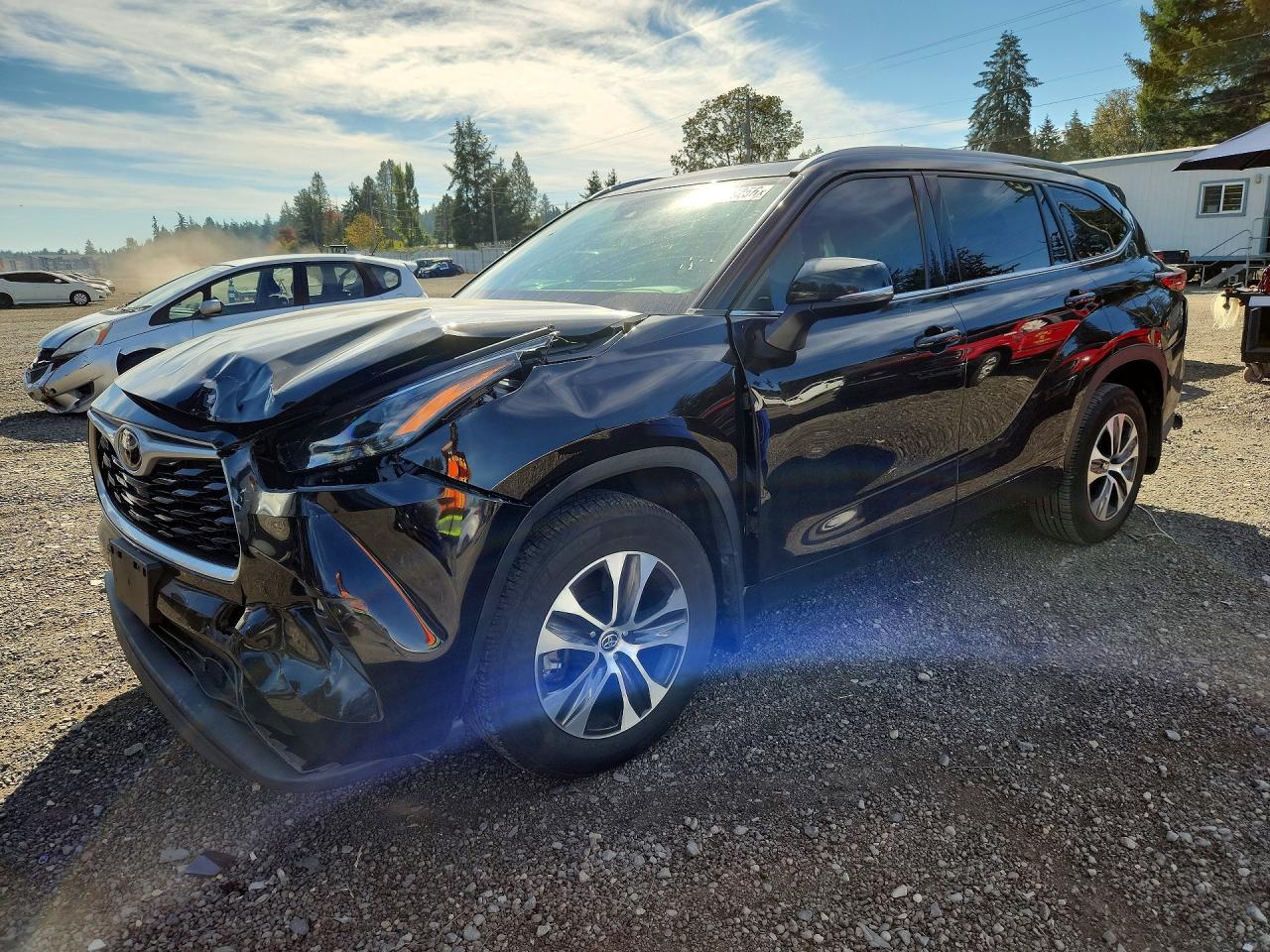 2022 TOYOTA HIGHLANDER XLE | 5TDHZRBH3NS194723 | UPCARS
