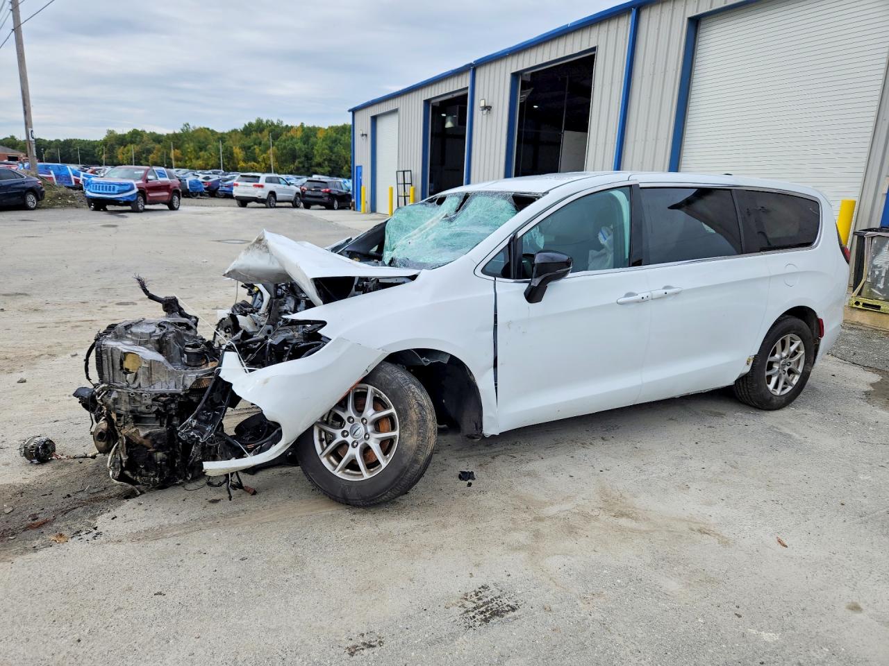 2025 CHRYSLER PACIFICA SELECT | 2C4RC1BG7SR541778 | UPCARS