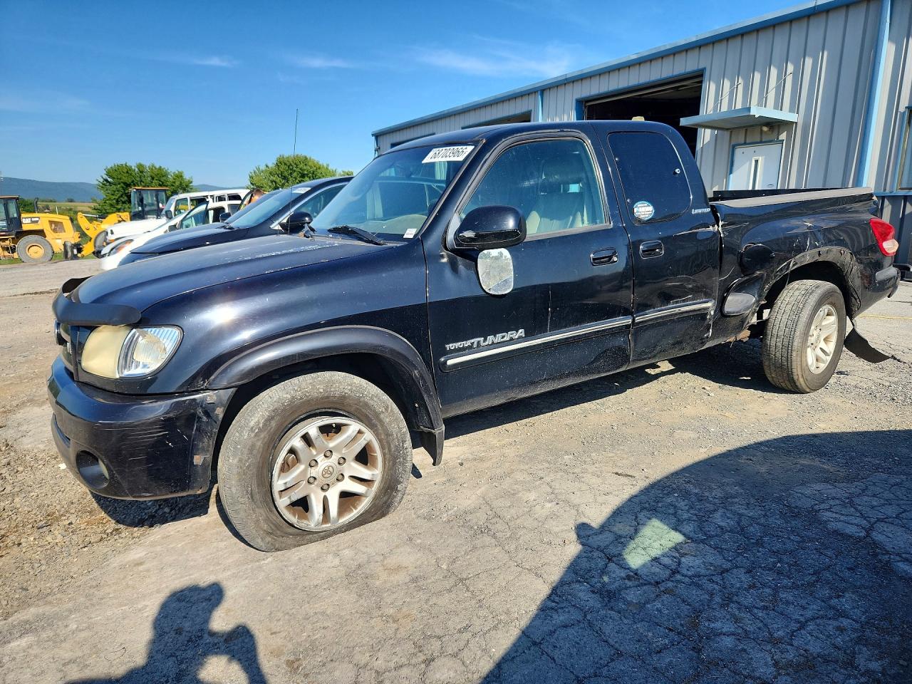 2004 TOYOTA TUNDRA LIMITED | 5TBBT48114S443287 | UPCARS