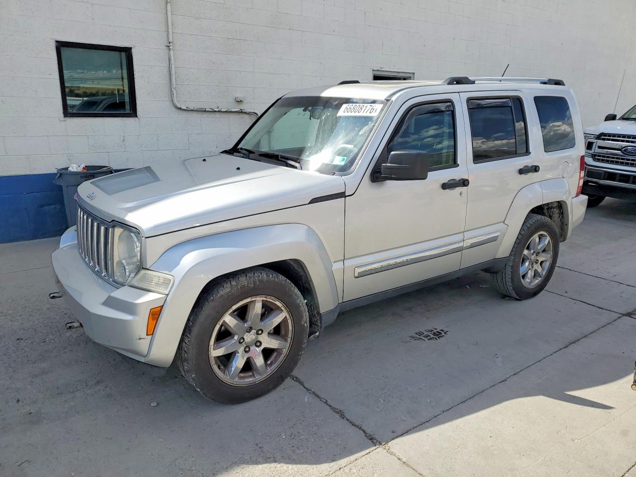2008 JEEP LIBERTY LIMITED | 1J8GN58K88W286376 | UPCARS