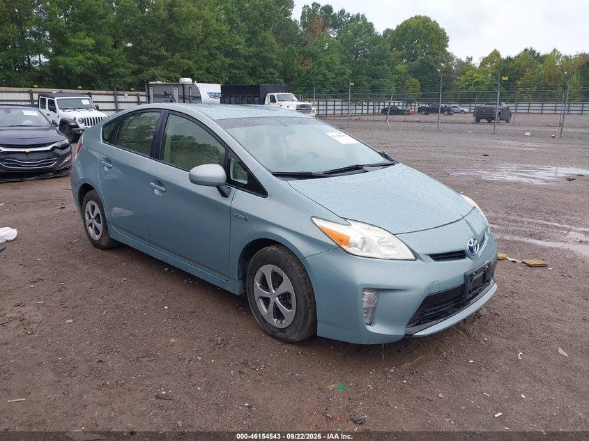 2013 TOYOTA PRIUS FOUR | JTDKN3DU4D1656971 | UPCARS
