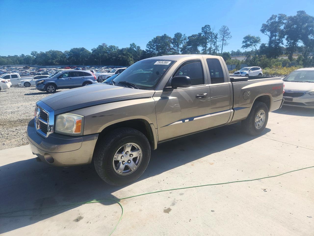 2006 DODGE DAKOTA SLT | 1D7HE42K46S517606 | UPCARS